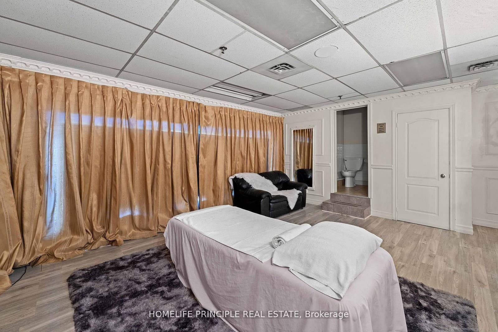 1270 Finch Avenue W, Unit 1 thumbnail 31