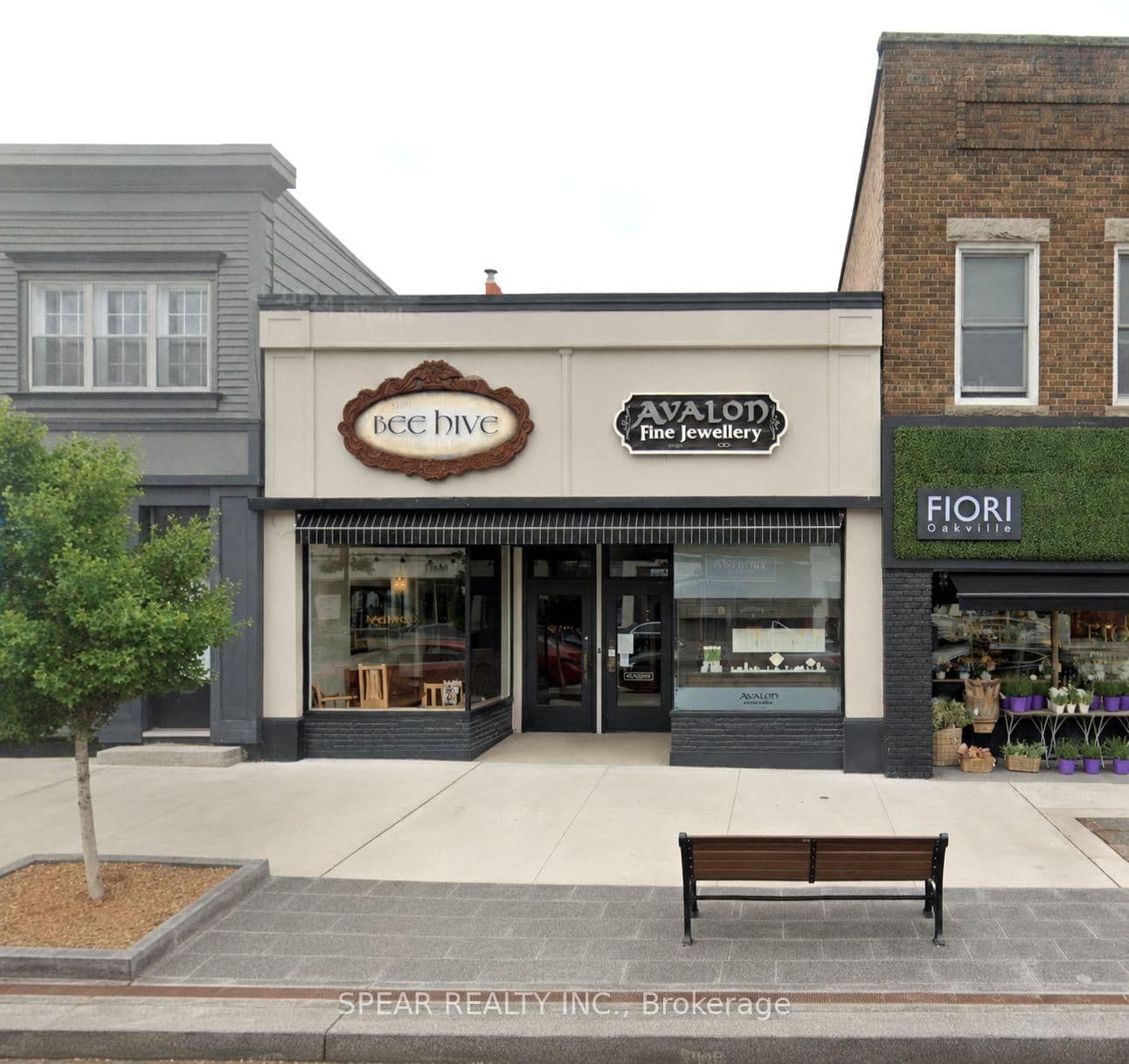 175-177 Lakeshore Road E - Image 1