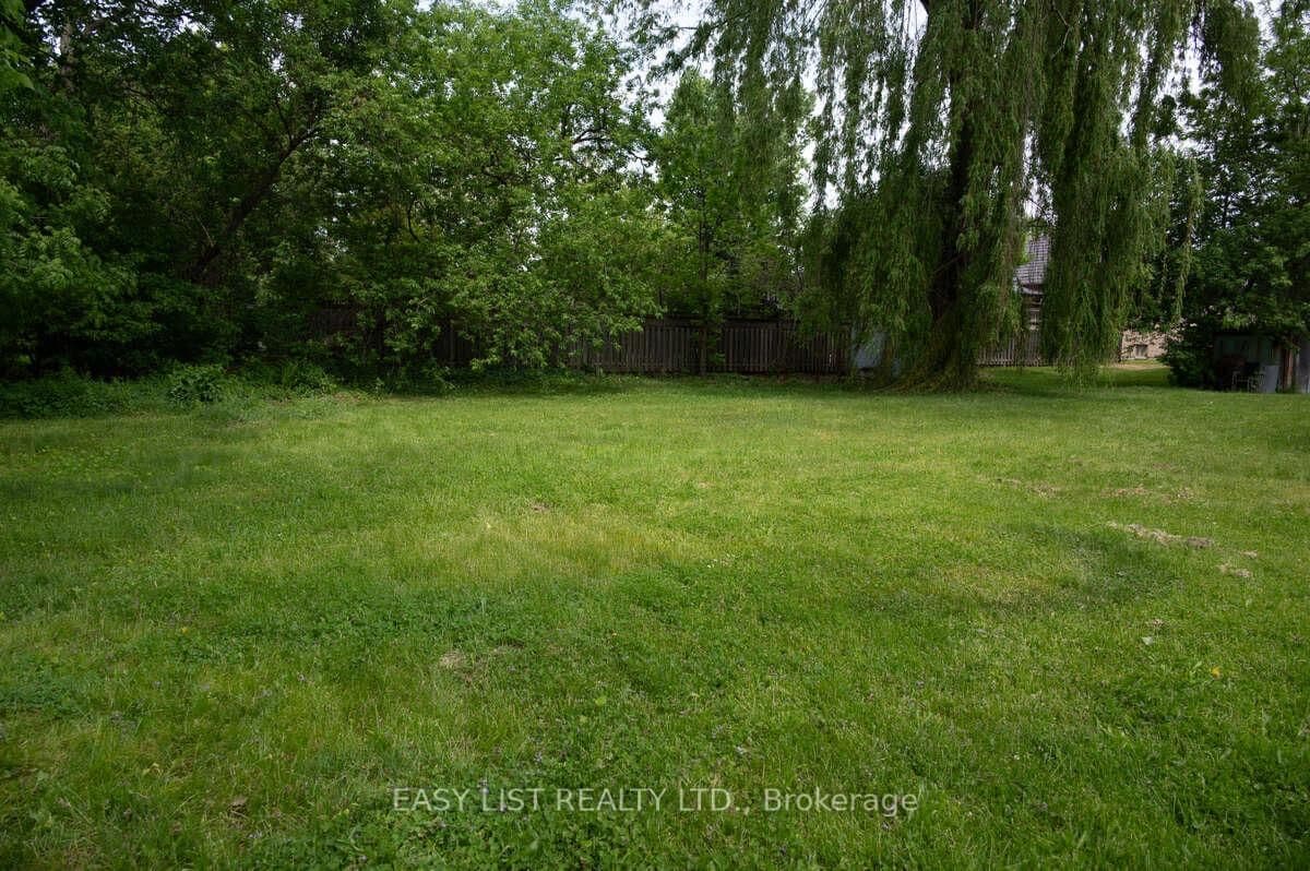 1574 Northmount Avenue thumbnail 8