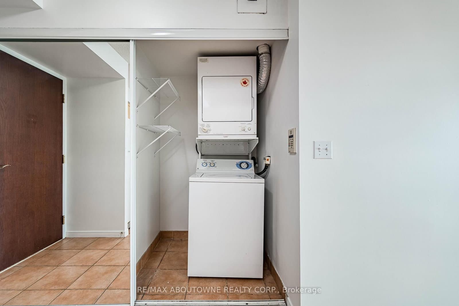 2585 Erin Centre Boulevard, Unit 1102 thumbnail 27