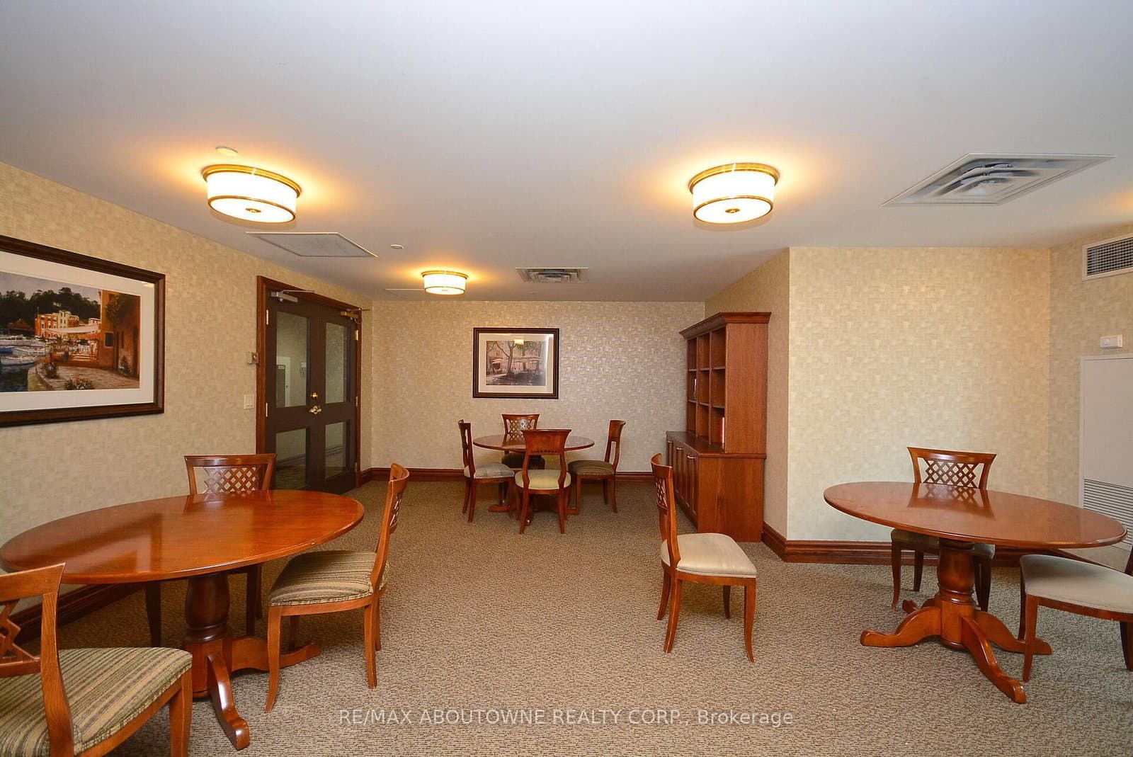 2585 Erin Centre Boulevard, Unit 1102 thumbnail 35