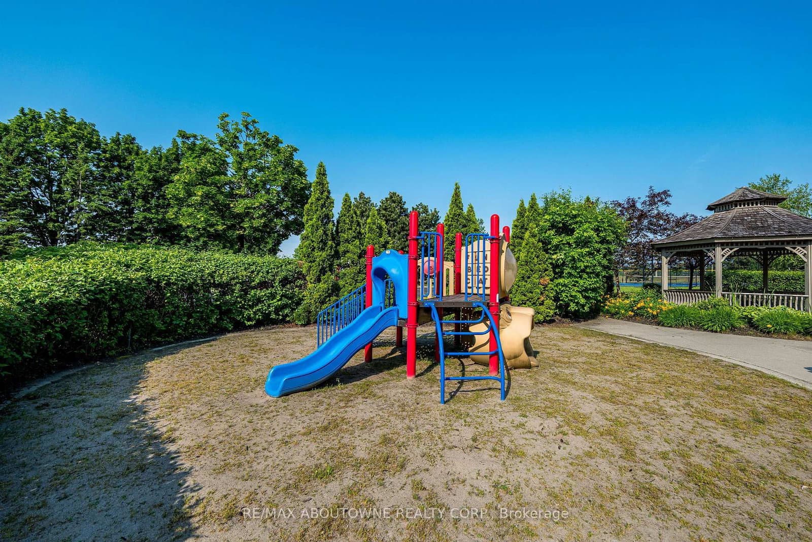 2585 Erin Centre Boulevard, Unit 1102 thumbnail 48