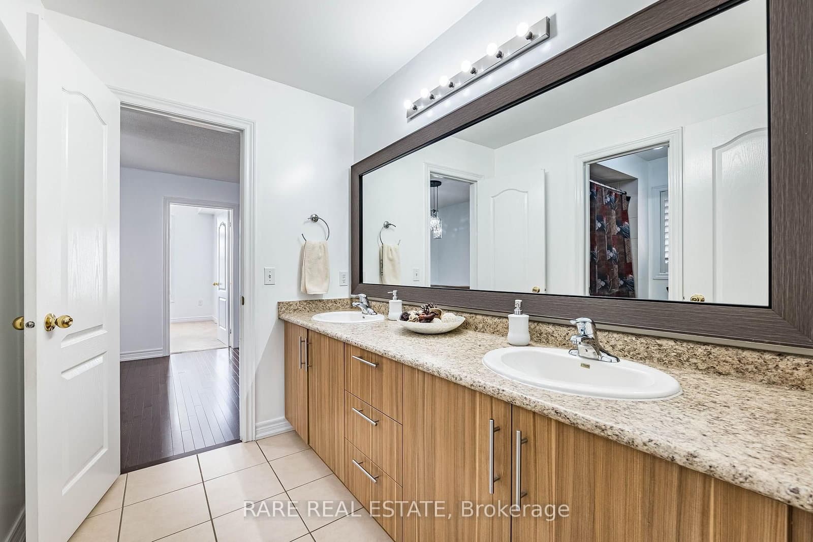 86 Vanderpool Crescent thumbnail 29