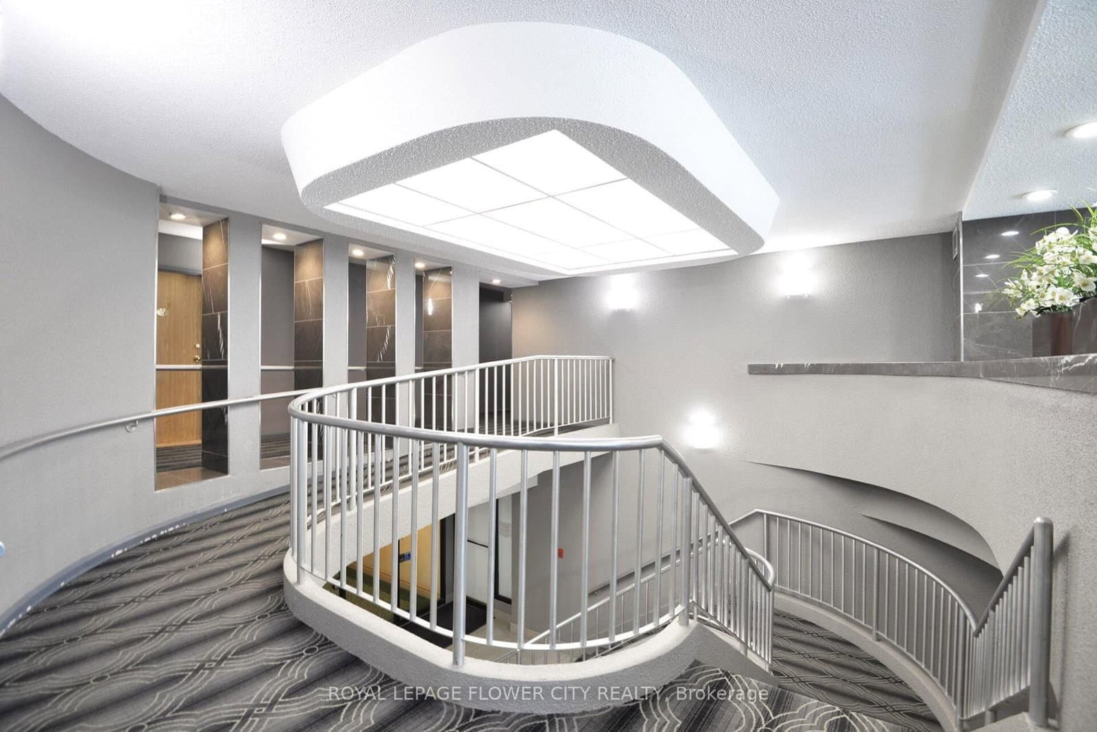 8 Lisa Street, Unit 307 thumbnail 32