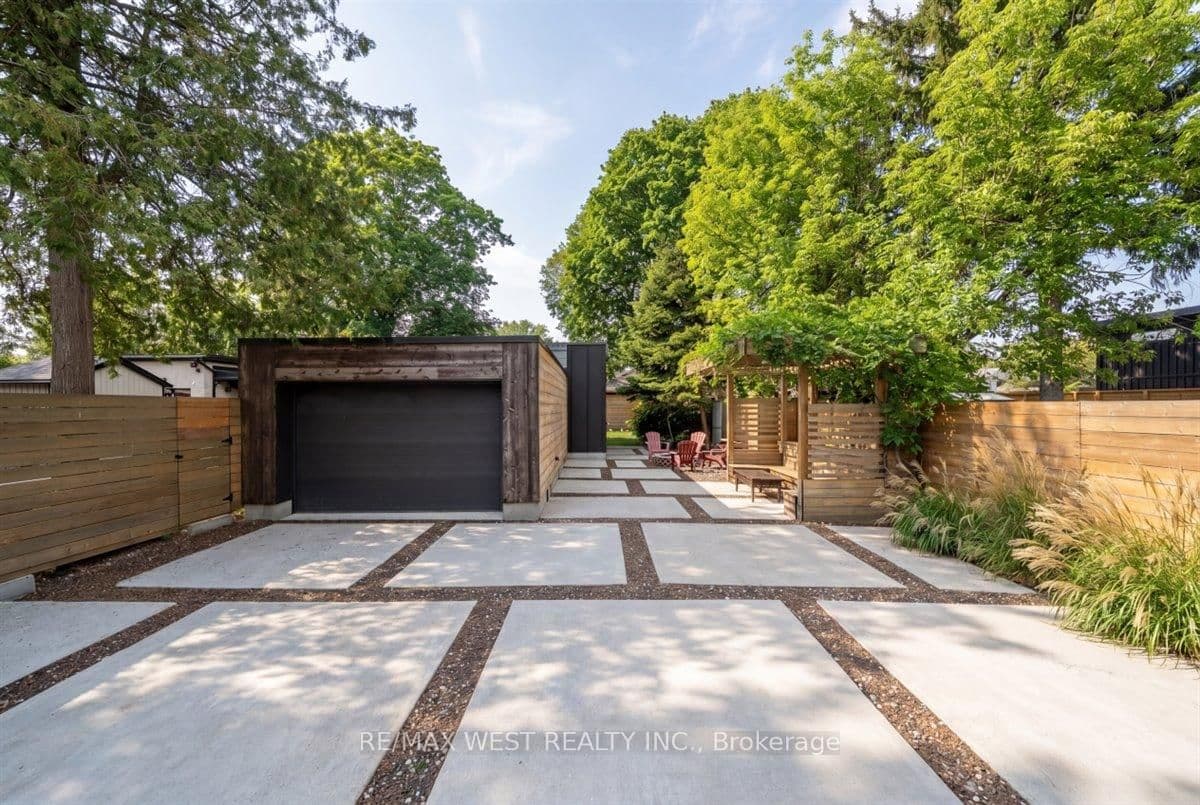38 Smithfield Drive thumbnail 2