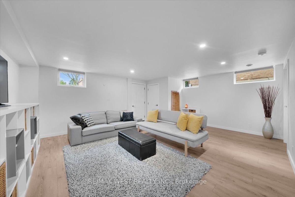 38 Smithfield Drive thumbnail 34