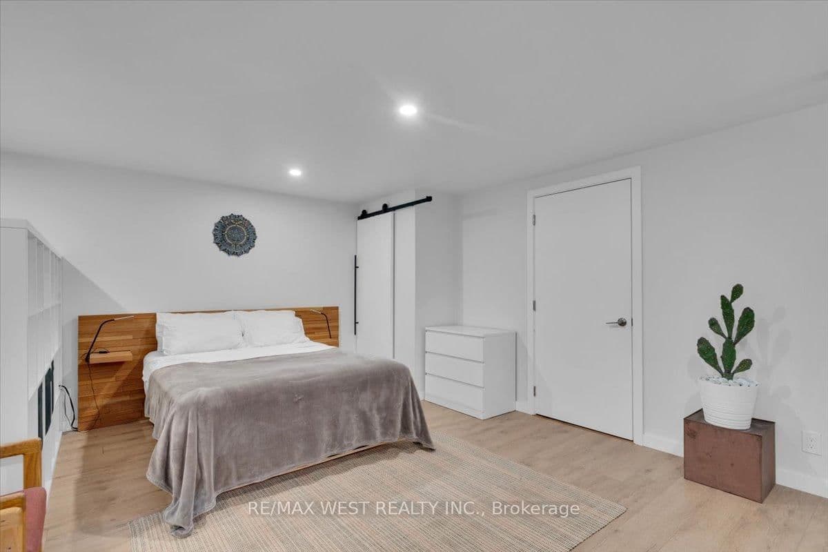 38 Smithfield Drive thumbnail 36