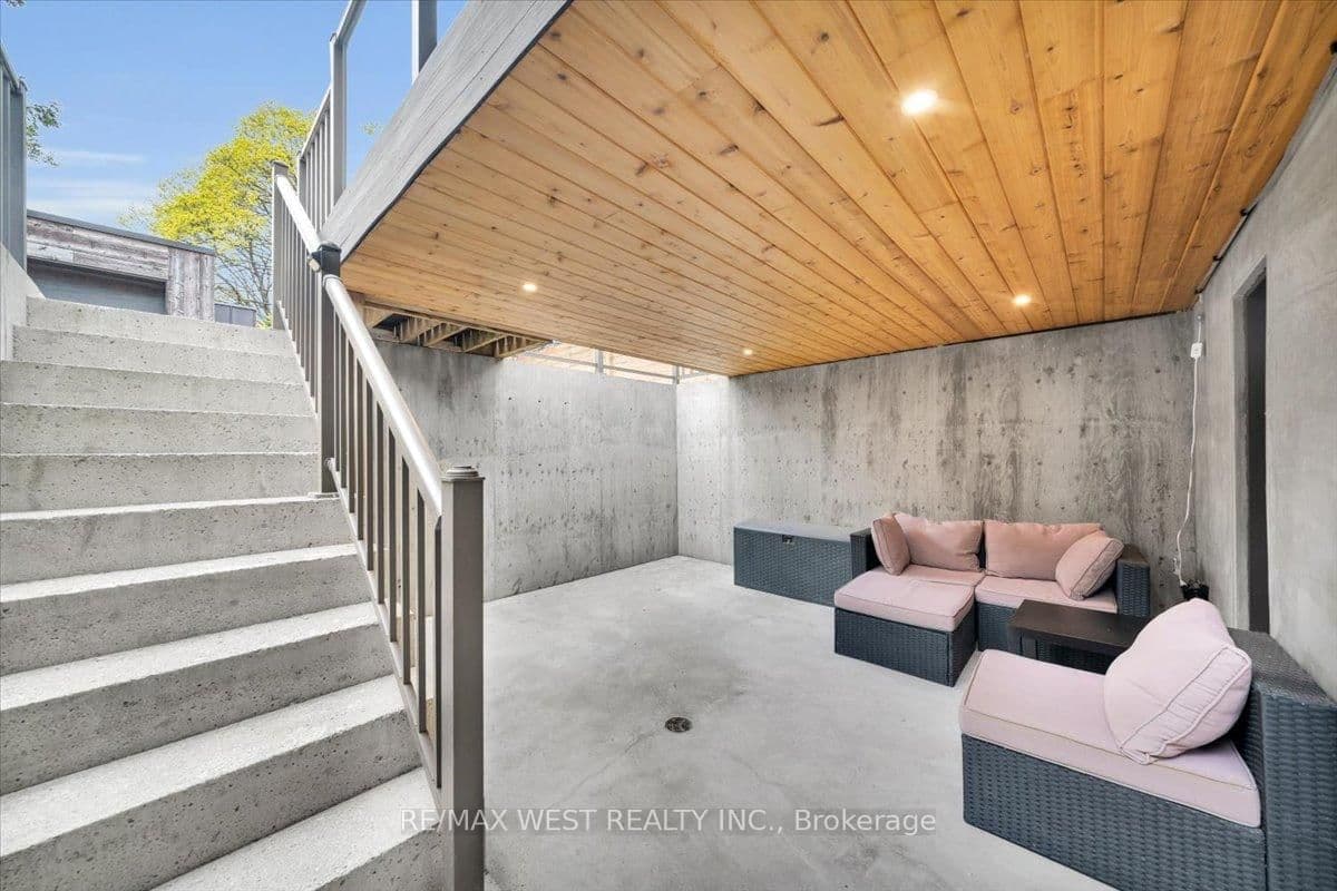 38 Smithfield Drive thumbnail 40
