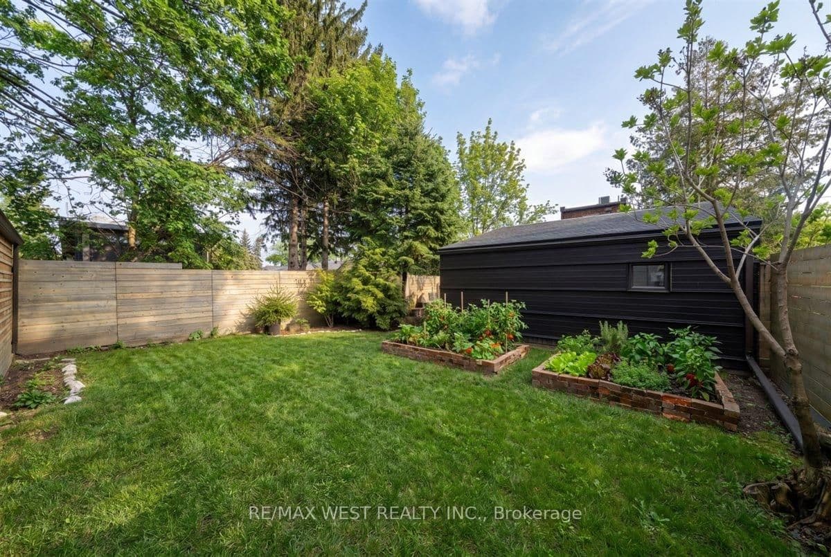 38 Smithfield Drive thumbnail 46