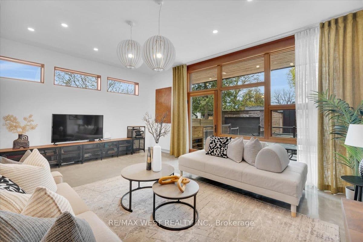 38 Smithfield Drive thumbnail 8
