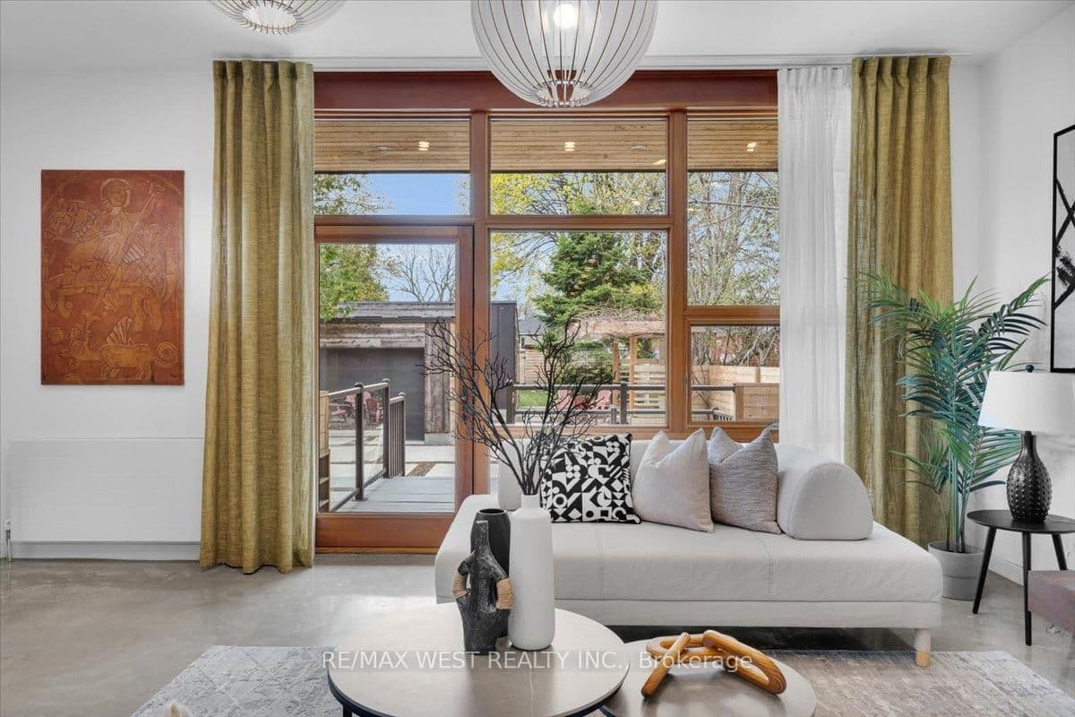 38 Smithfield Drive thumbnail 9