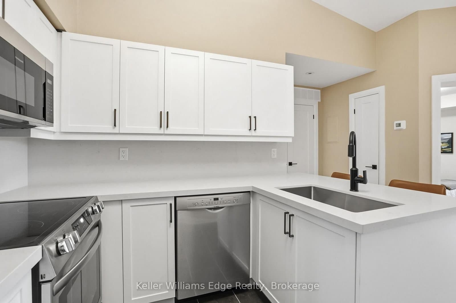 2075 Appleby Line, Unit 406 thumbnail 12