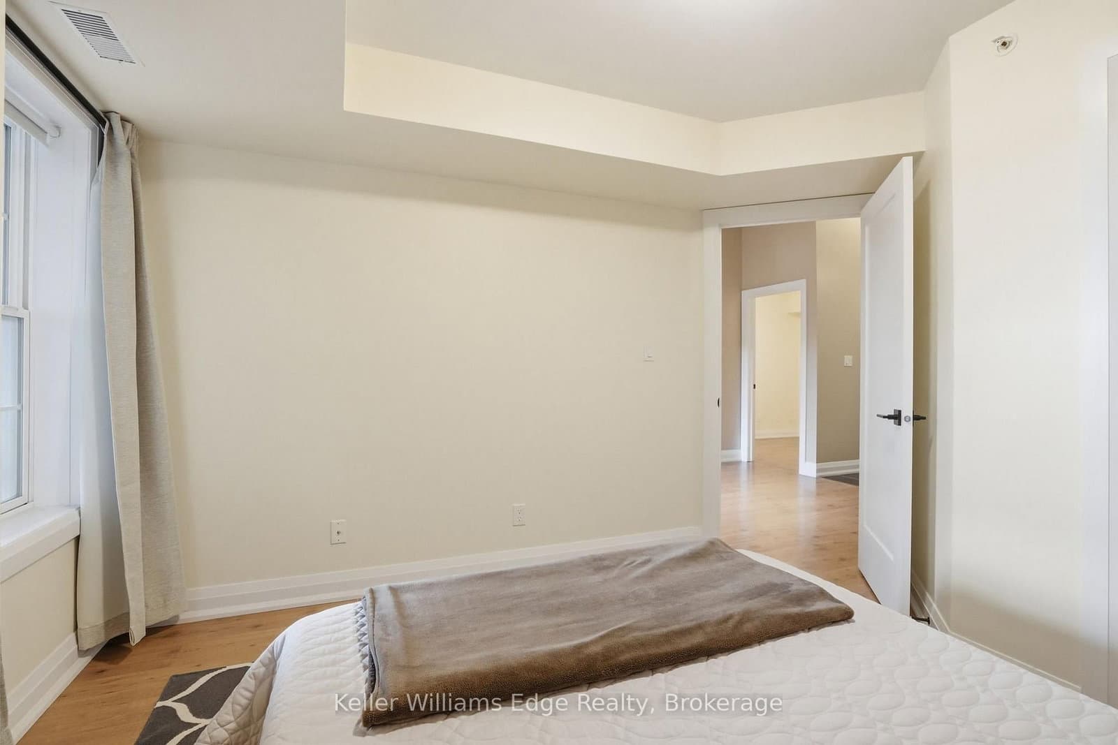 2075 Appleby Line, Unit 406 thumbnail 14