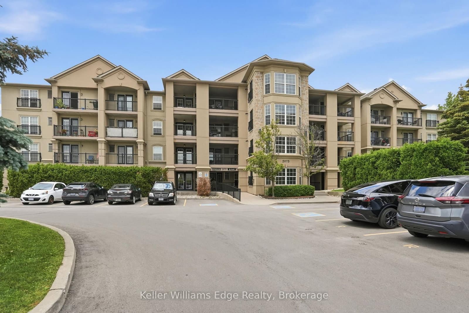 2075 Appleby Line, Unit 406 thumbnail 2