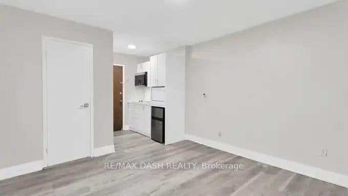 7 Thorburn Avenue, Unit 101 thumbnail 8