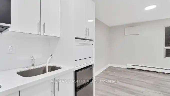 7 Thorburn Avenue, Unit 101 thumbnail 9