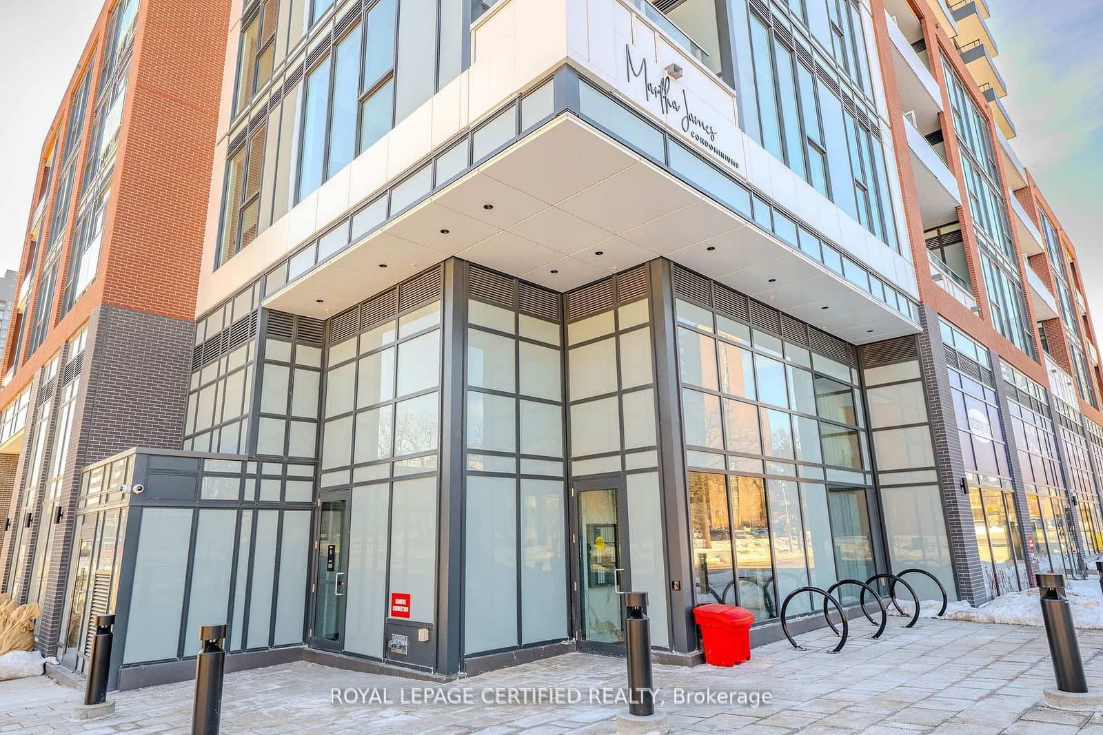 2088 James Street, Unit 503 thumbnail 2