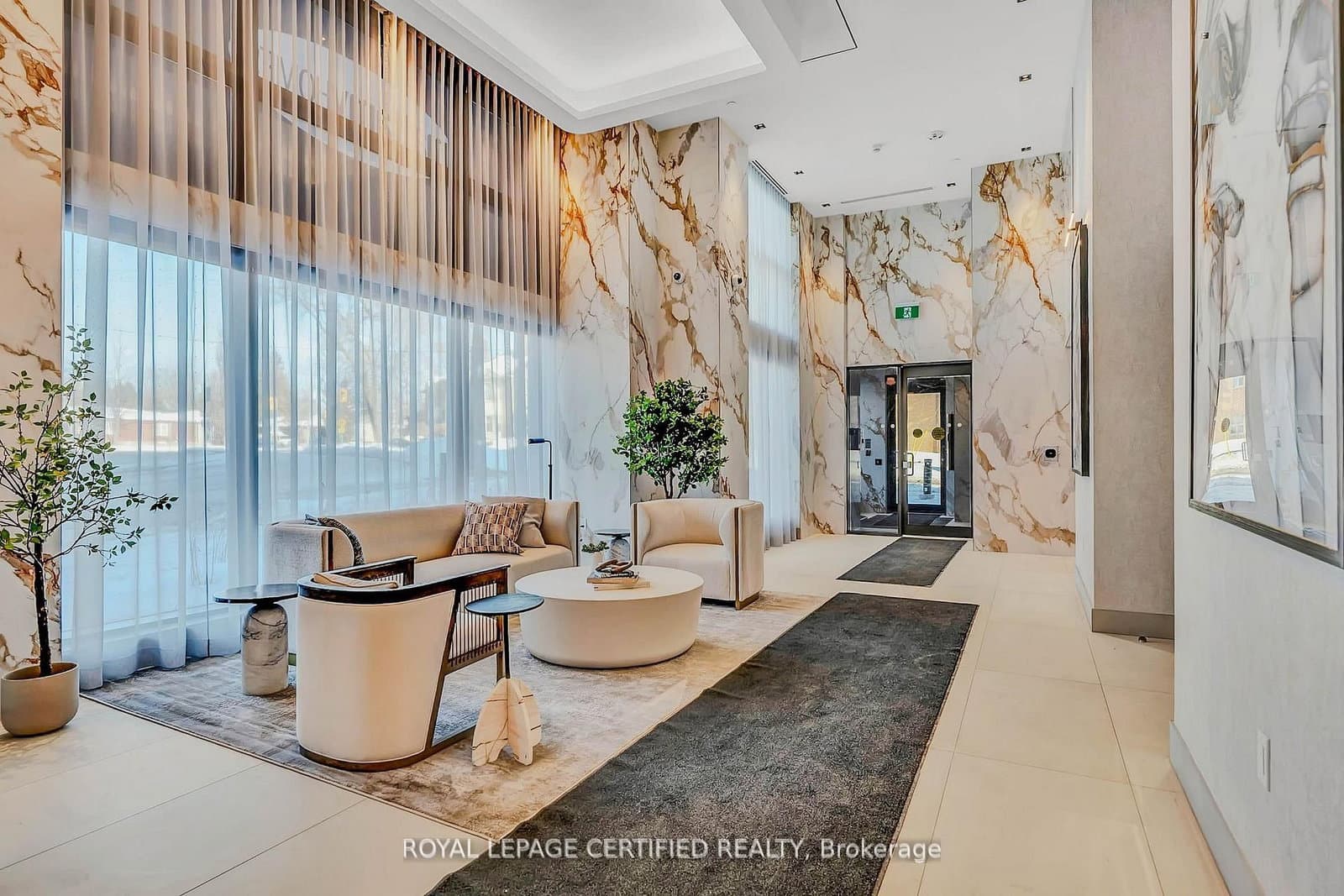 2088 James Street, Unit 503 thumbnail 4