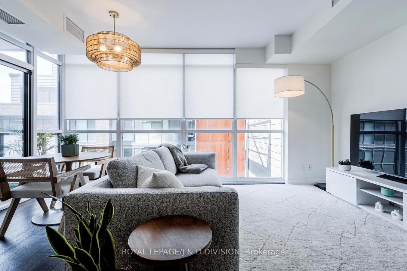 36 Howard Park Avenue, Unit 503 thumbnail 20