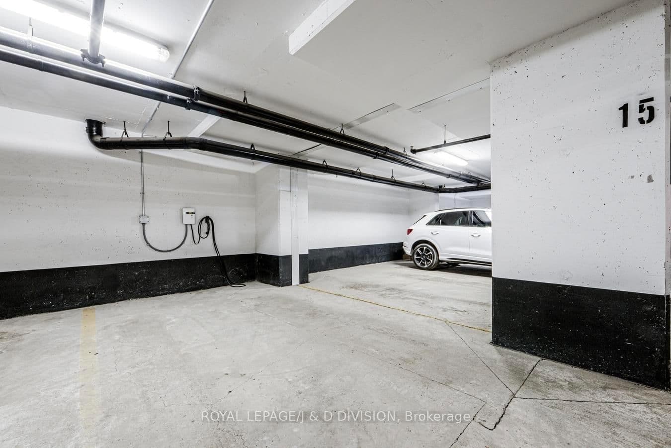 36 Howard Park Avenue, Unit 503 thumbnail 32