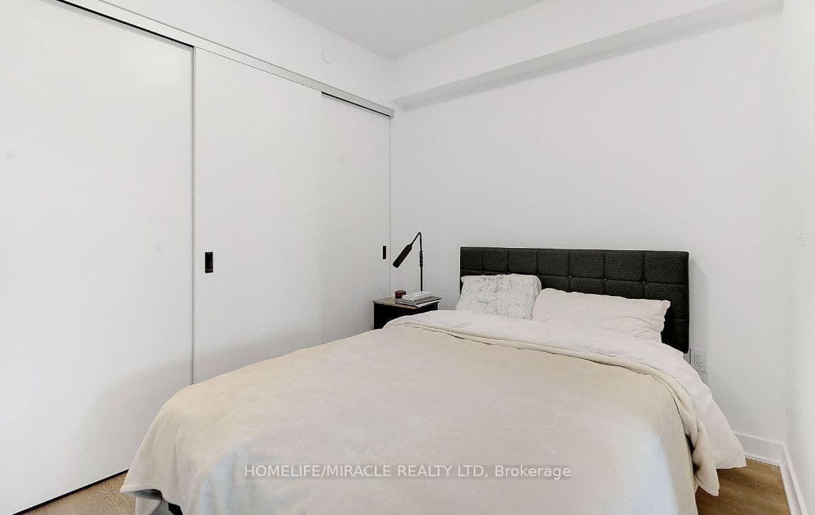 36 Zorra Street, Unit 320 thumbnail 14