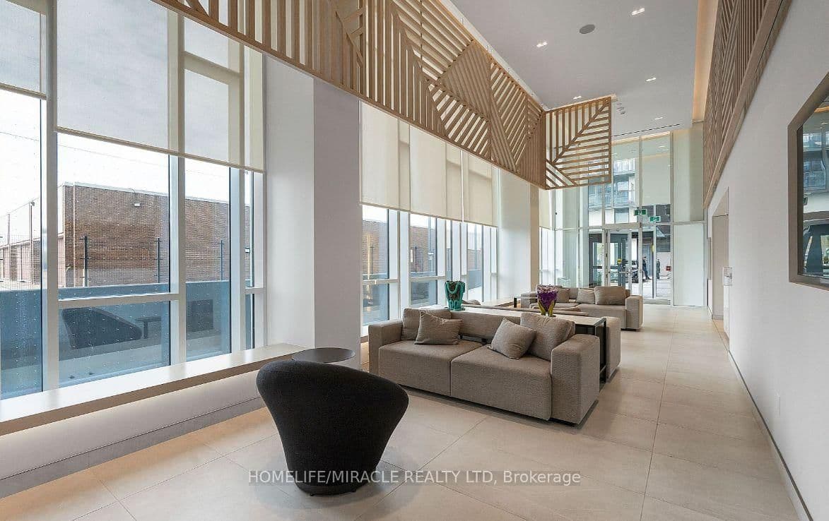 36 Zorra Street, Unit 320 thumbnail 27