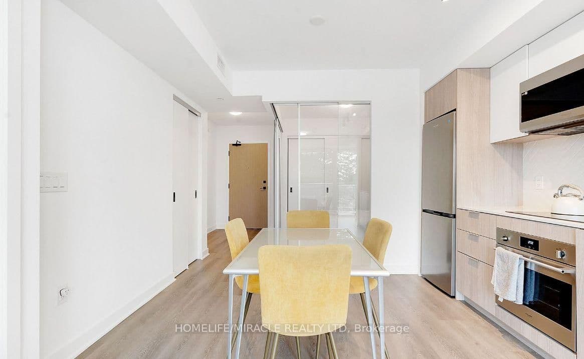 36 Zorra Street, Unit 320 thumbnail 5