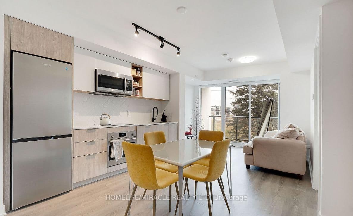 36 Zorra Street, Unit 320 thumbnail 8