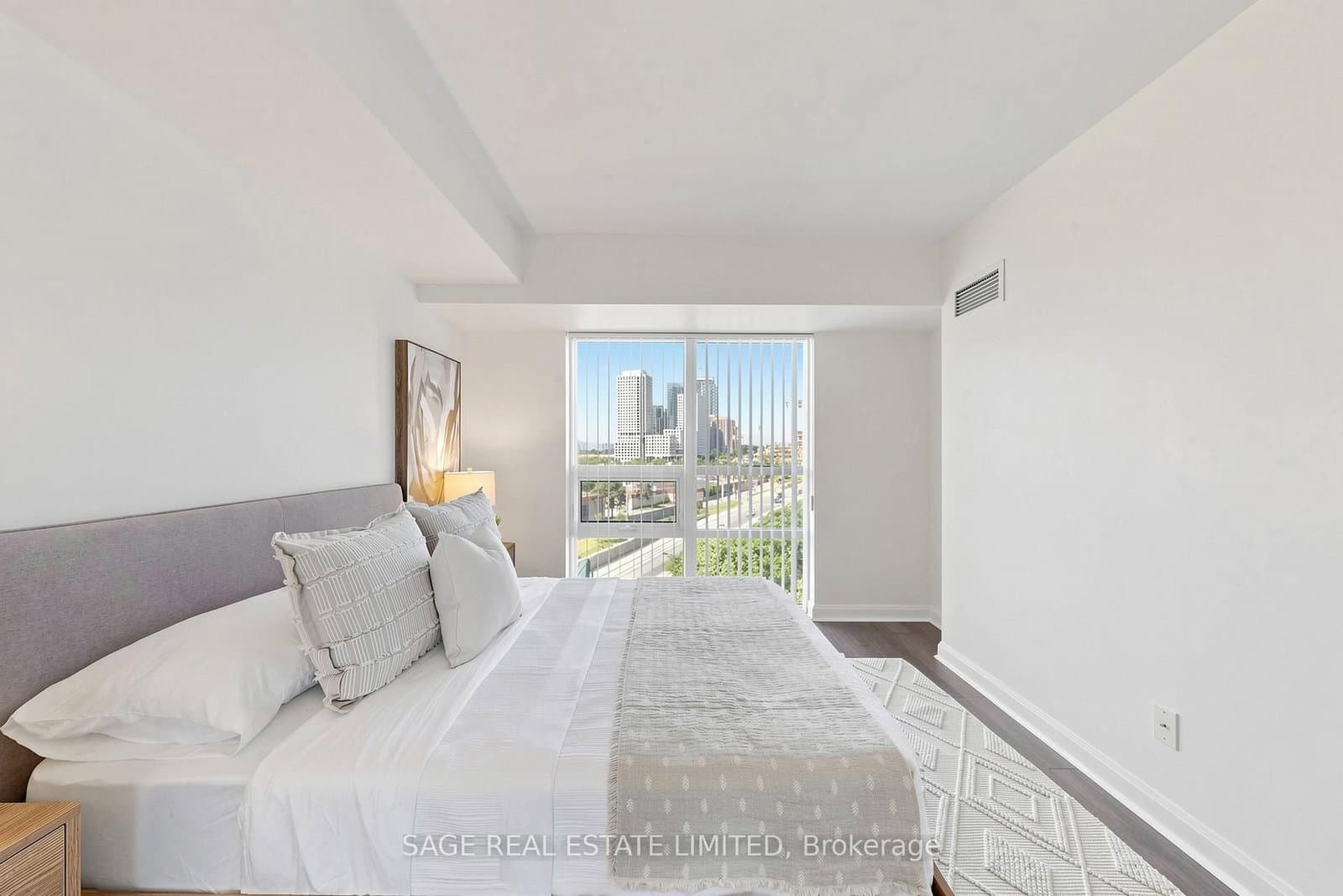 1 Michael Power Place, Unit 605 thumbnail 19