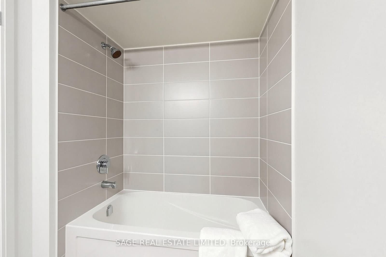 1 Michael Power Place, Unit 605 thumbnail 22