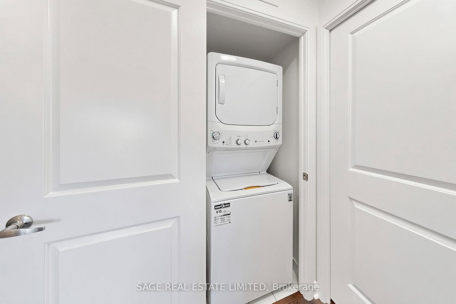 1 Michael Power Place, Unit 605 thumbnail 23