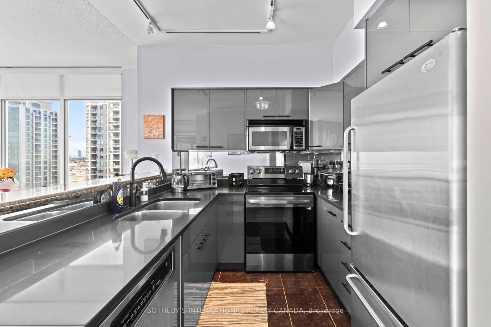 5 Marine Parade Drive, Unit 1013 thumbnail 7