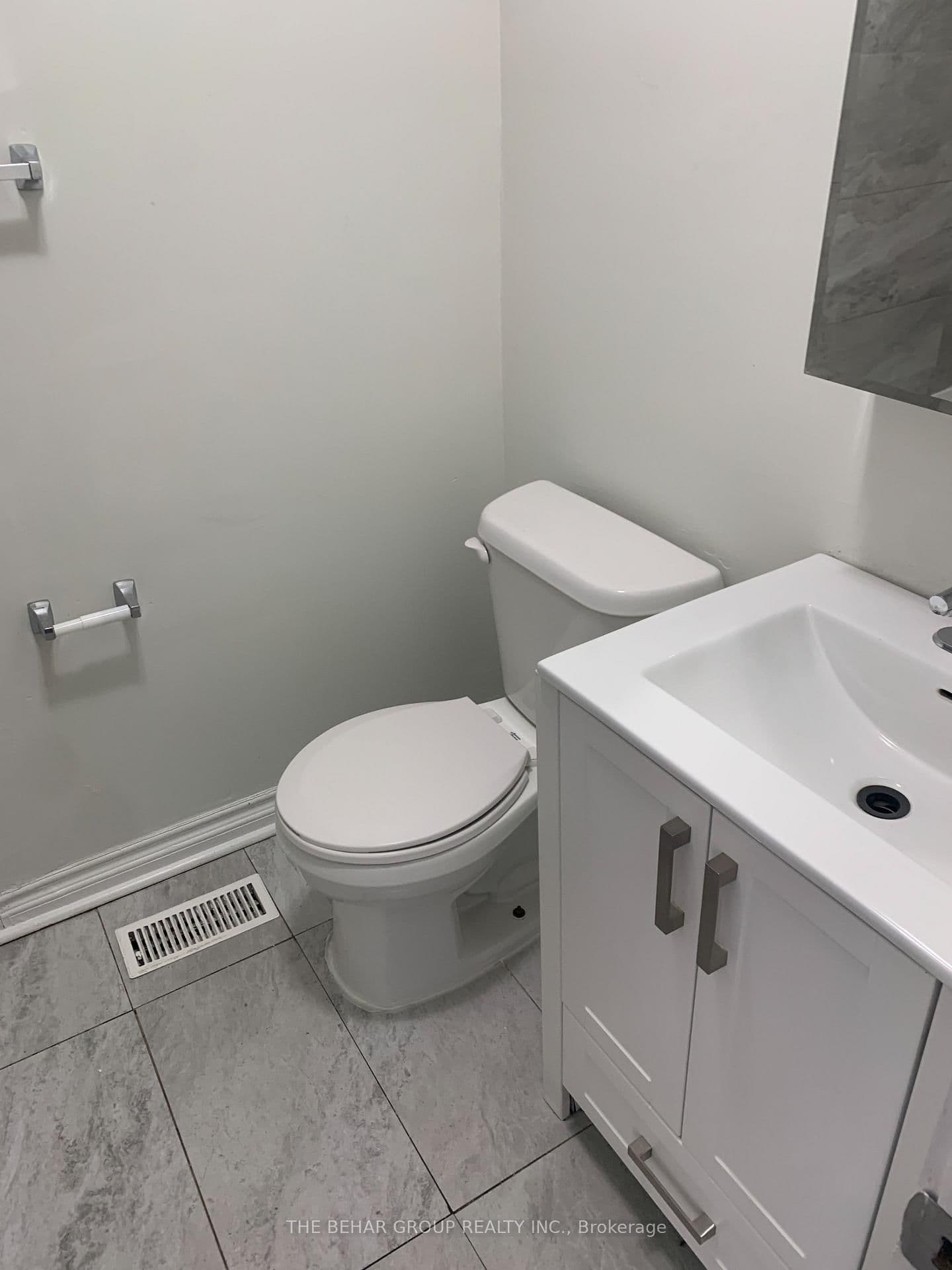 699 Lawrence Avenue W, Unit Unit A thumbnail 5