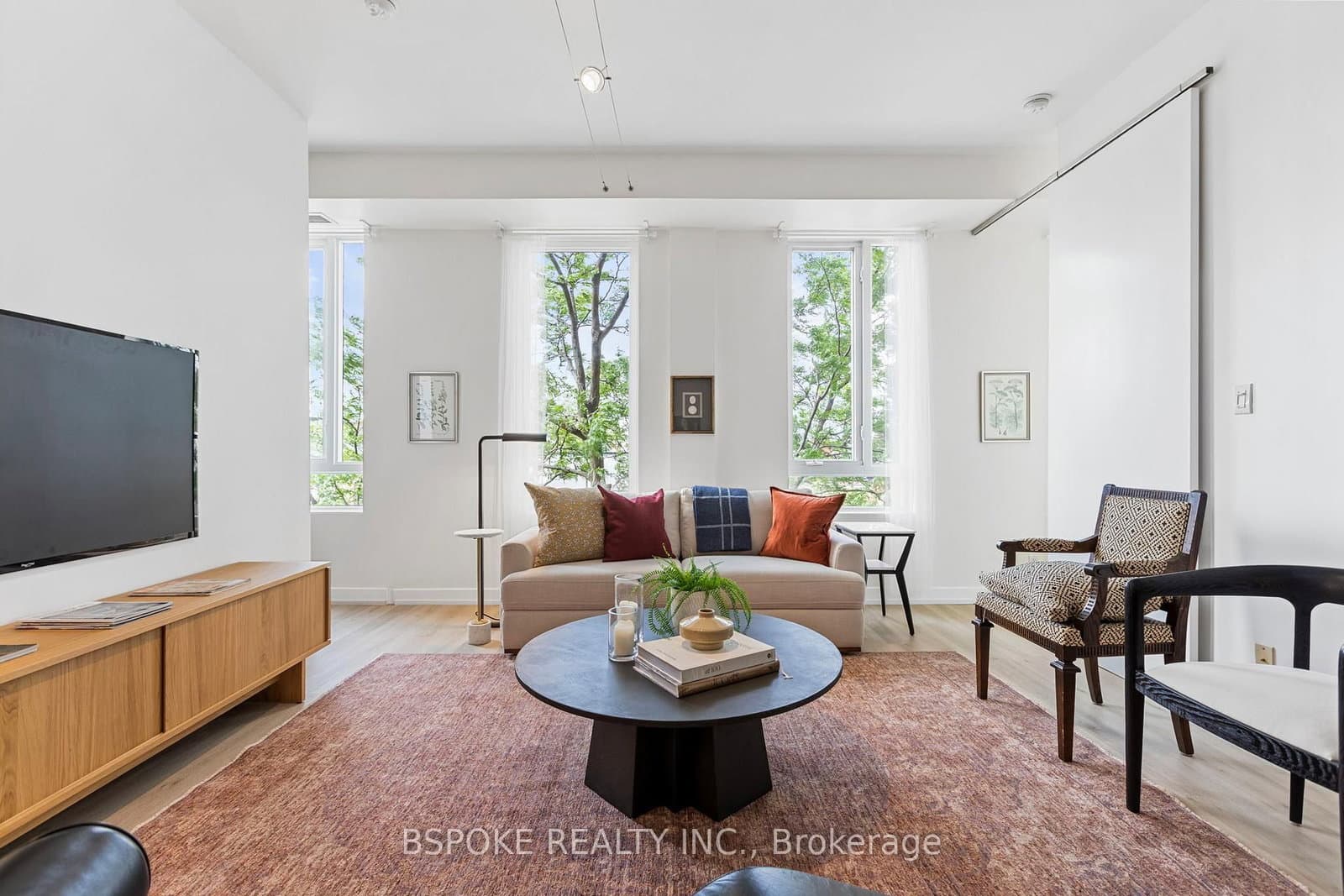 1 St Johns Road, Unit 303 thumbnail 13