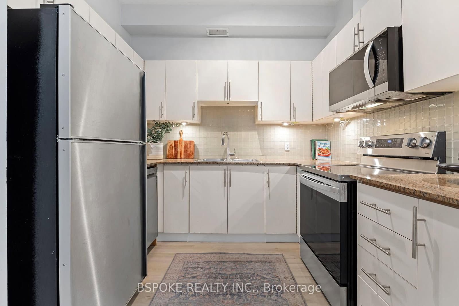 1 St Johns Road, Unit 303 thumbnail 7
