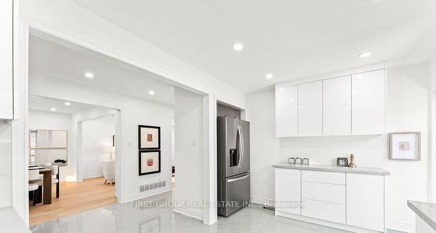 3193 Cawthra Road, Unit Main thumbnail 14