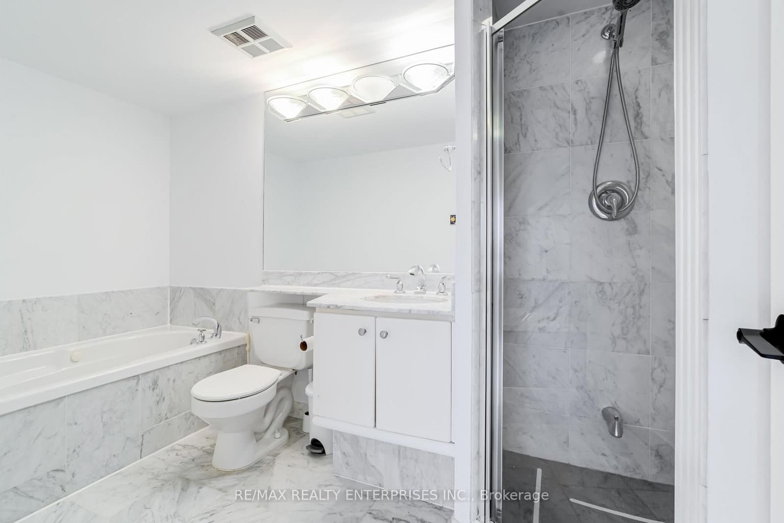 2285 Lake Shore Boulevard W, Unit 304 thumbnail 16