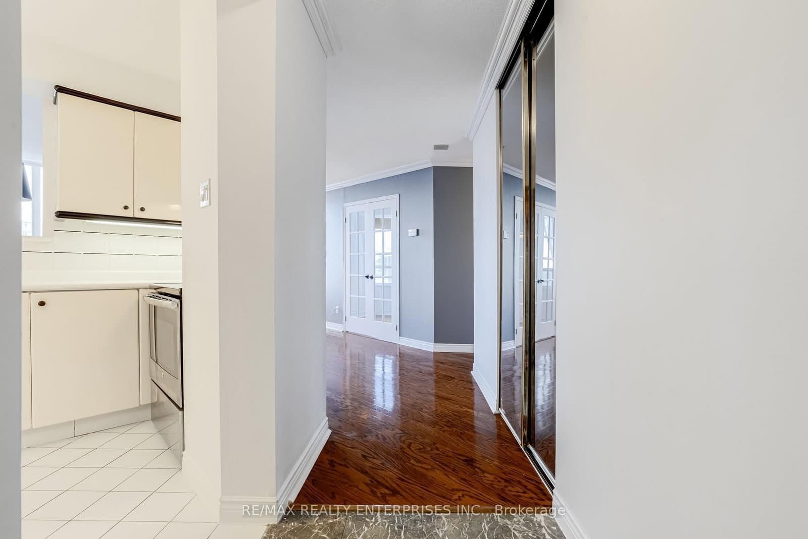 2285 Lake Shore Boulevard W, Unit 304 thumbnail 18