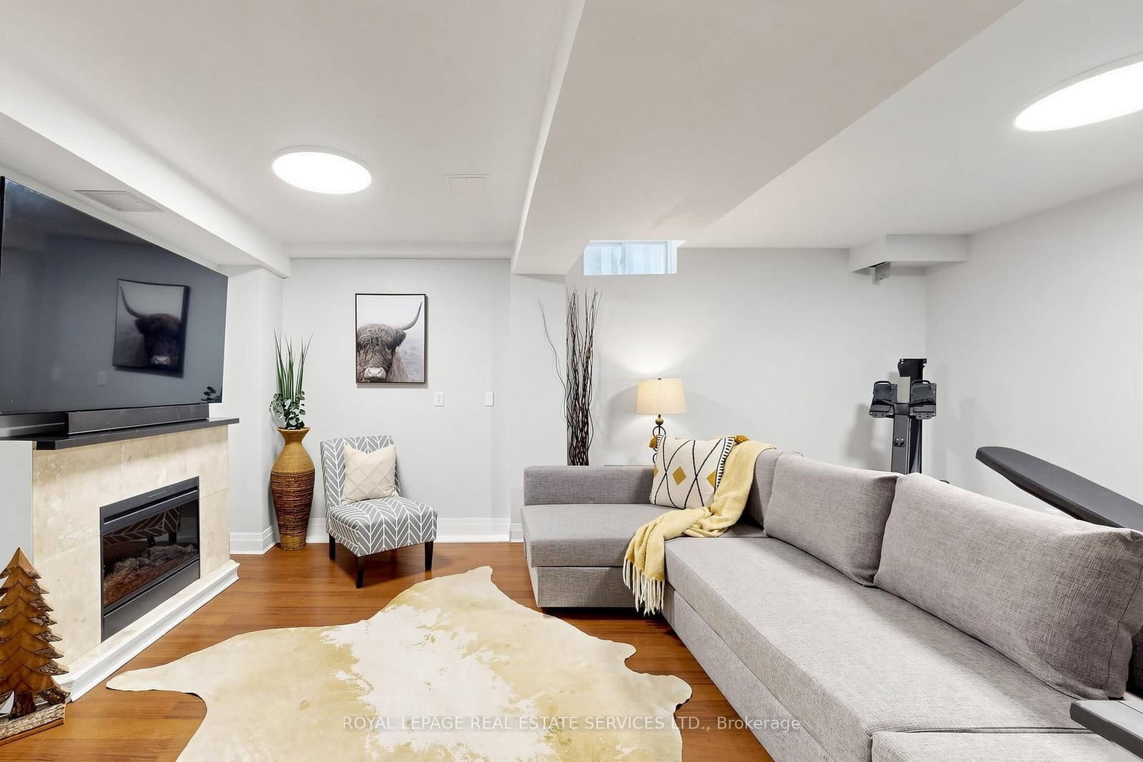 174 Royal Valley Drive thumbnail 35