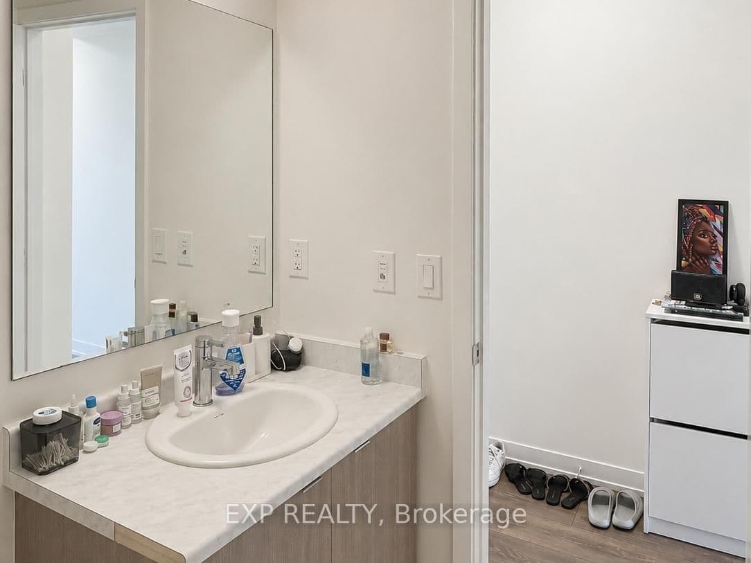 120 Canon Jackson Drive E, Unit 310 thumbnail 8