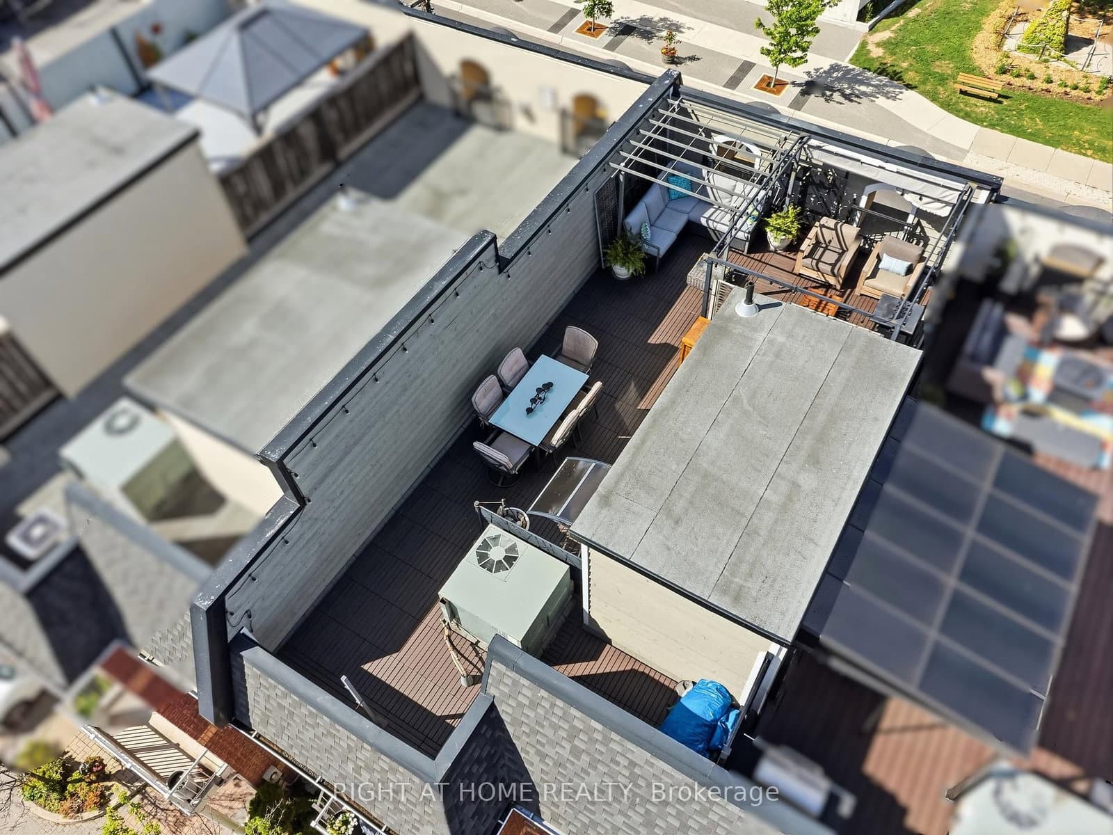 120 BRONTE Road, Unit 10 thumbnail 40