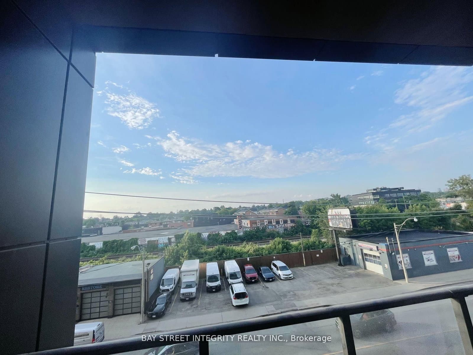 1285 Dupont Street, Unit 308 thumbnail 10
