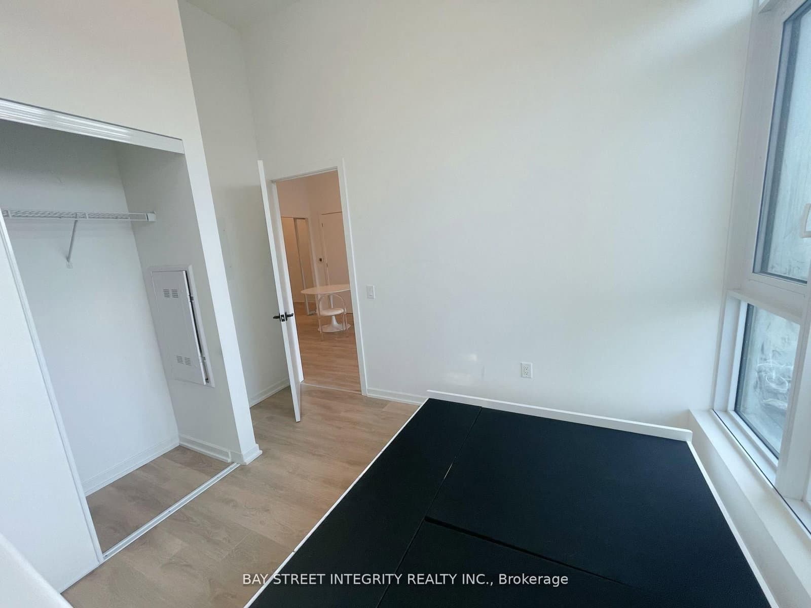 1285 Dupont Street, Unit 308 thumbnail 2
