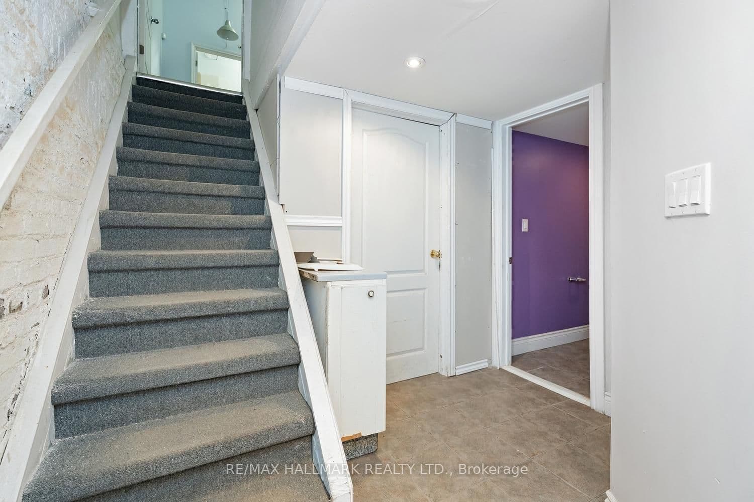 534 Annette Street thumbnail 26