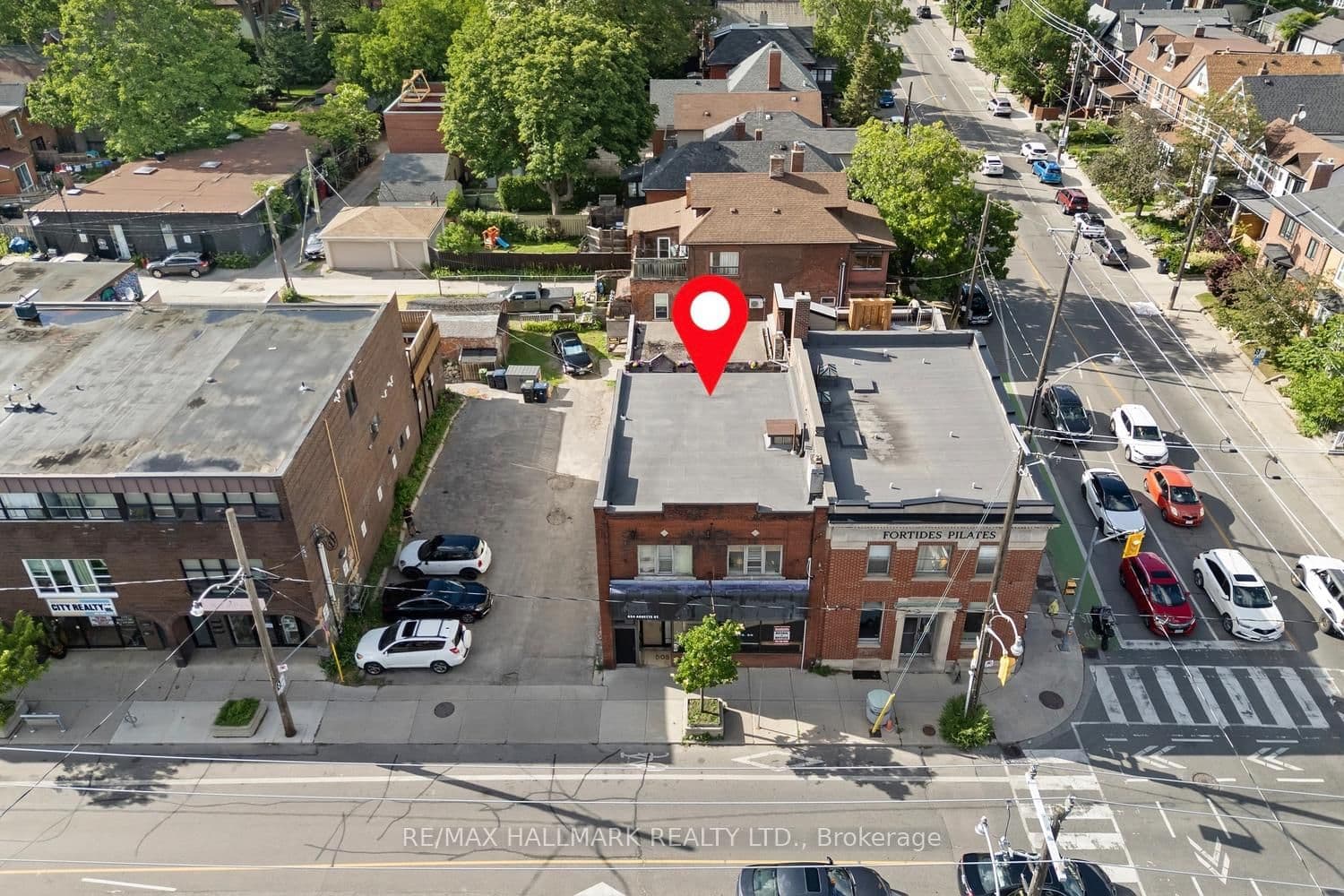 534 Annette Street thumbnail 38