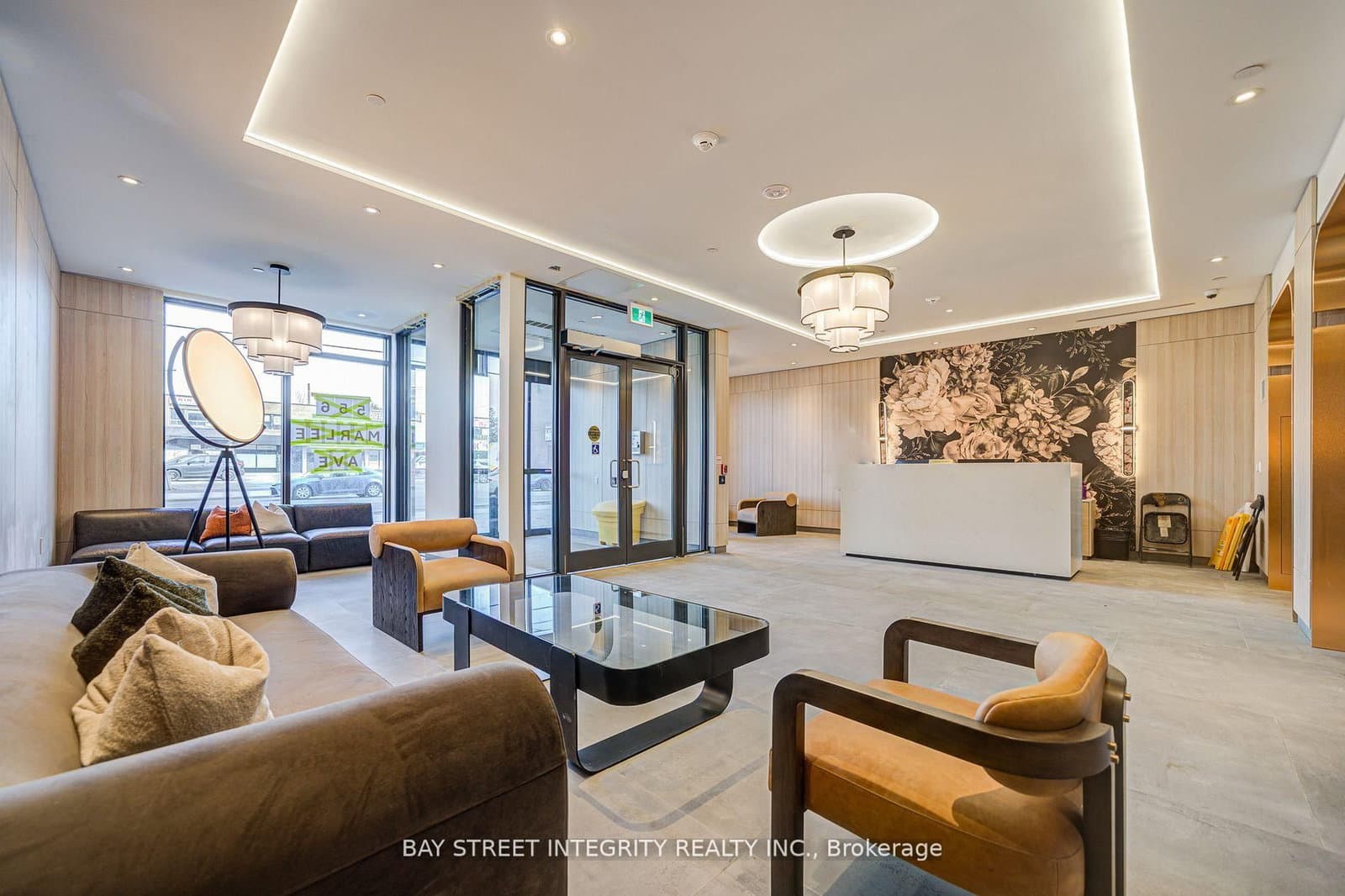 556 Marlee Avenue, Unit 205 thumbnail 23