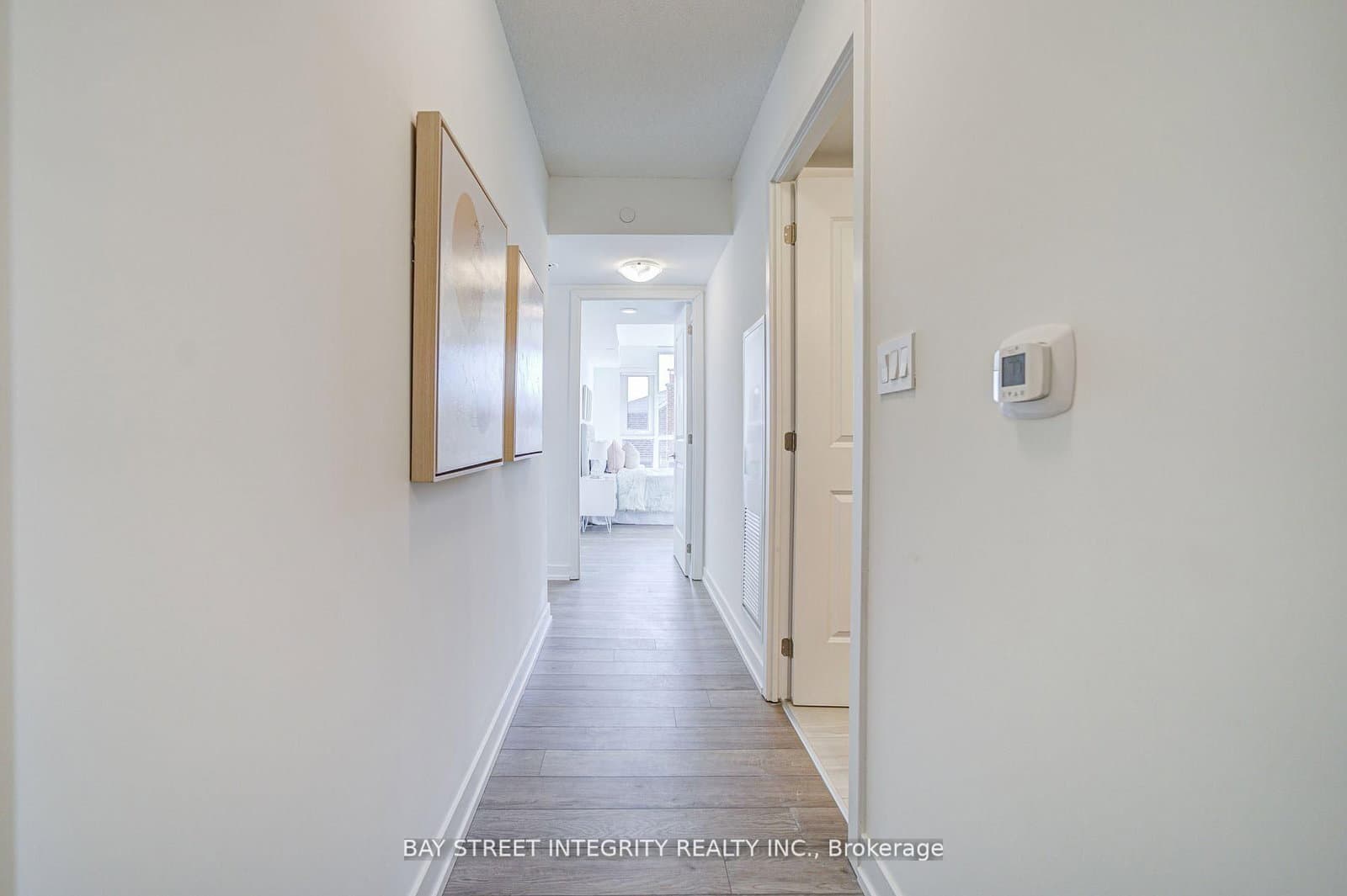 556 Marlee Avenue, Unit 205 thumbnail 9