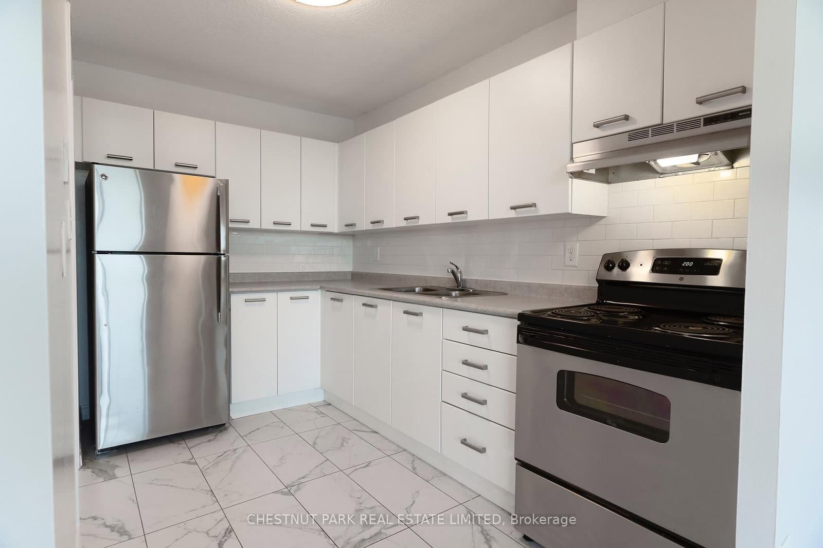 150 Lakeshore Road W, Unit 1003 thumbnail 13