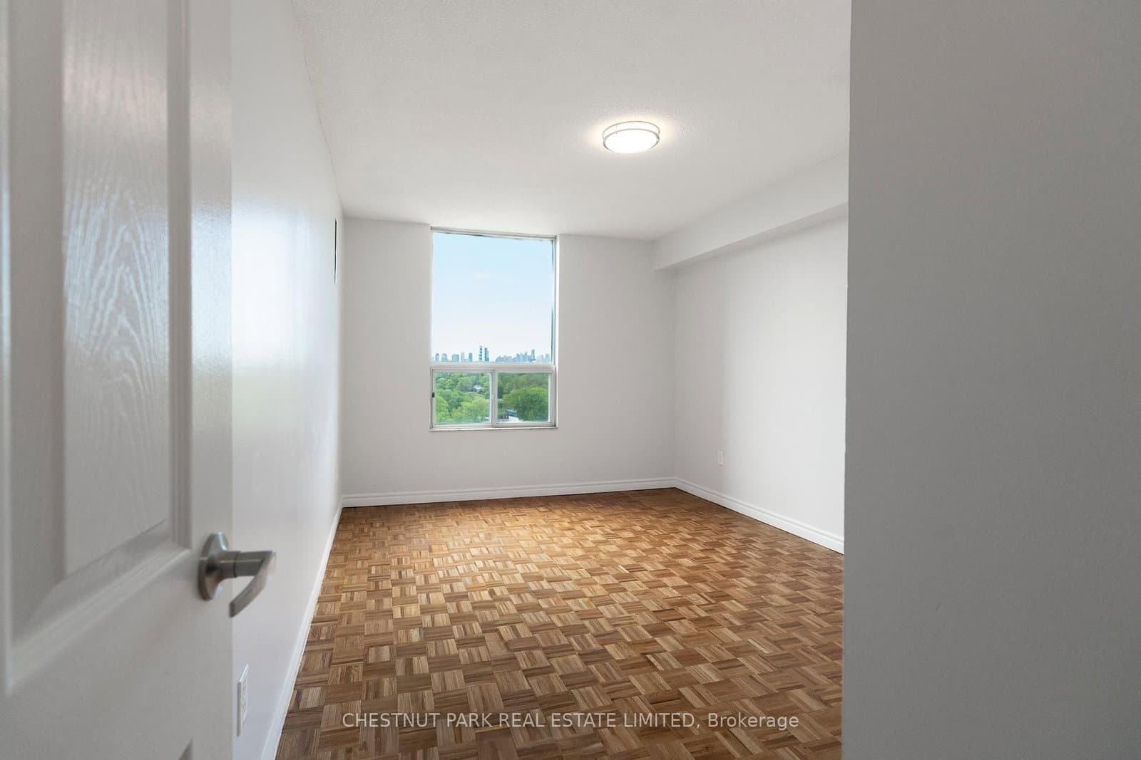 150 Lakeshore Road W, Unit 1003 thumbnail 27