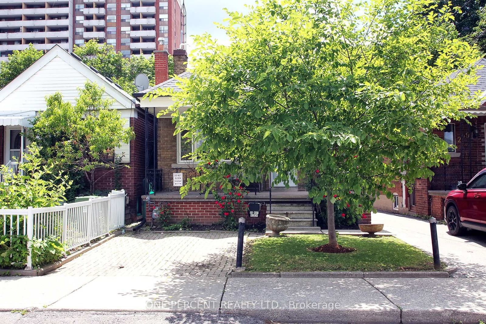 227 Livingstone Avenue thumbnail 22
